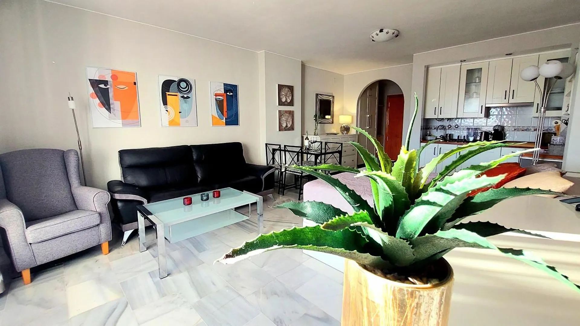 Apartment Estudio Pasodoble. Pueblo Evita Benalmadena